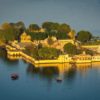 Jag-Mandir-lake-Pichola-Udaipur-india-shutterstock_1037132233-840×560